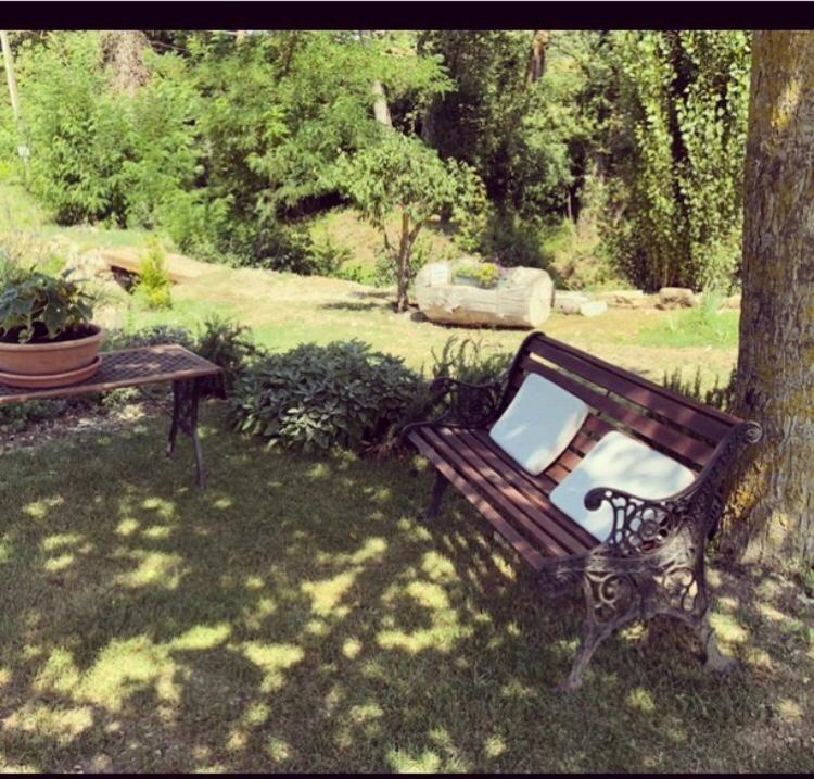 B&B Ponte La Pietra Губбио Экстерьер фото